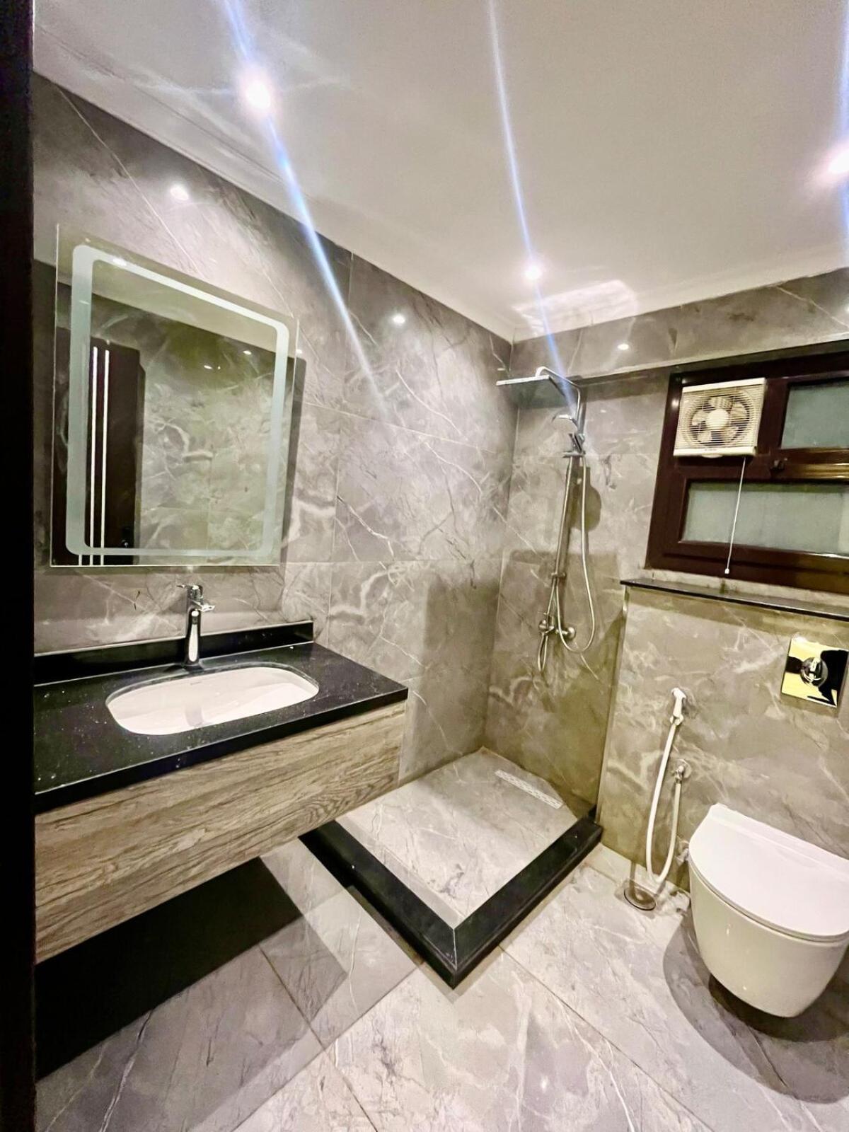 Stylish 3br In Dokki - Fully Furnished & Equipped *
