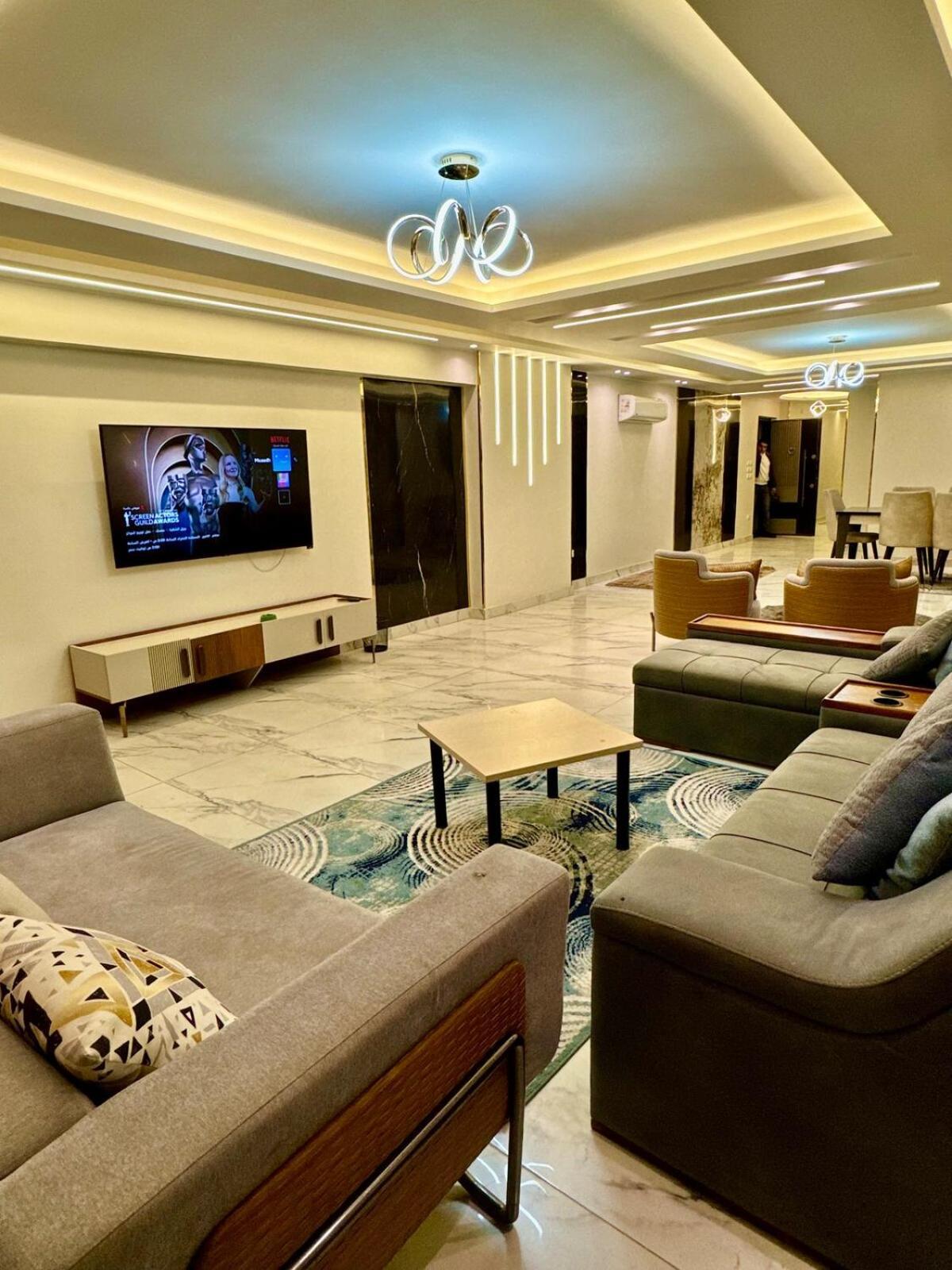 Stylish 3br In Dokki - Fully Furnished & Equipped *