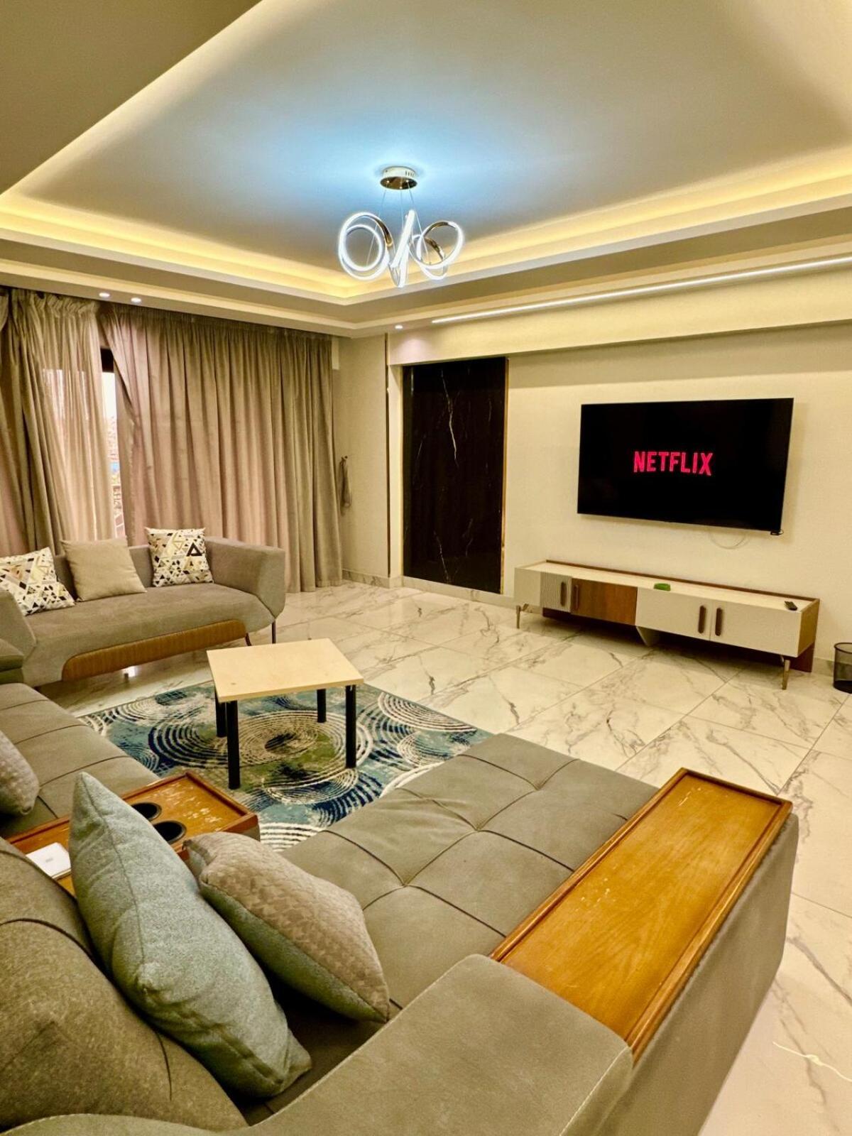 Stylish 3br In Dokki - Fully Furnished & Equipped * Cairo